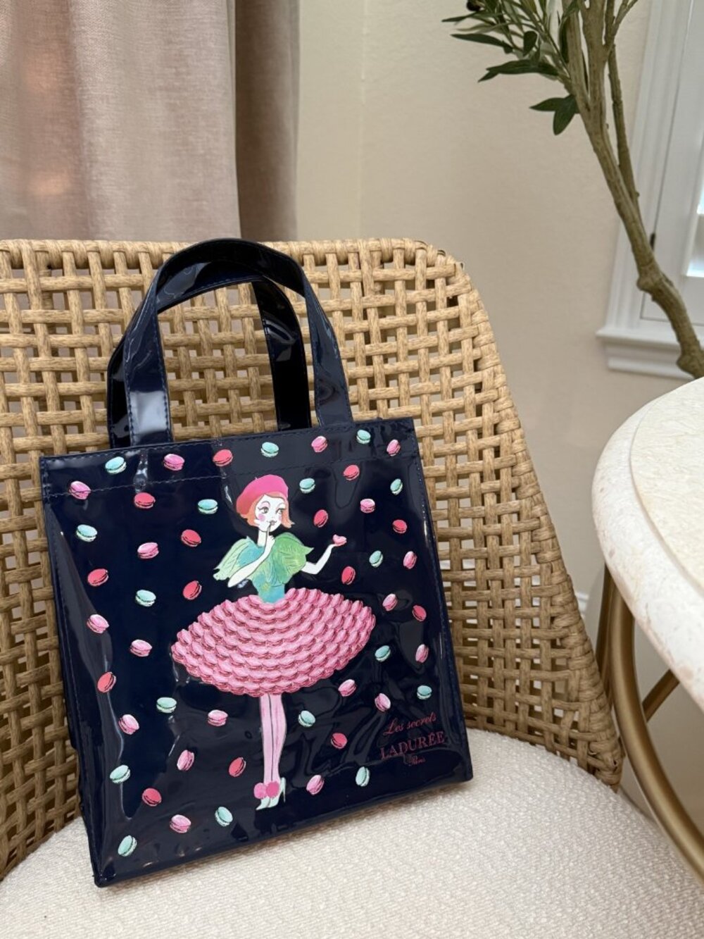 NWOT  Les Secrets Laduree Paris Macaron Small Tote Bag